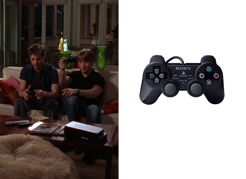 The OC: Season 2 Episode 18 Seth's Game Controller | Shop Your TV